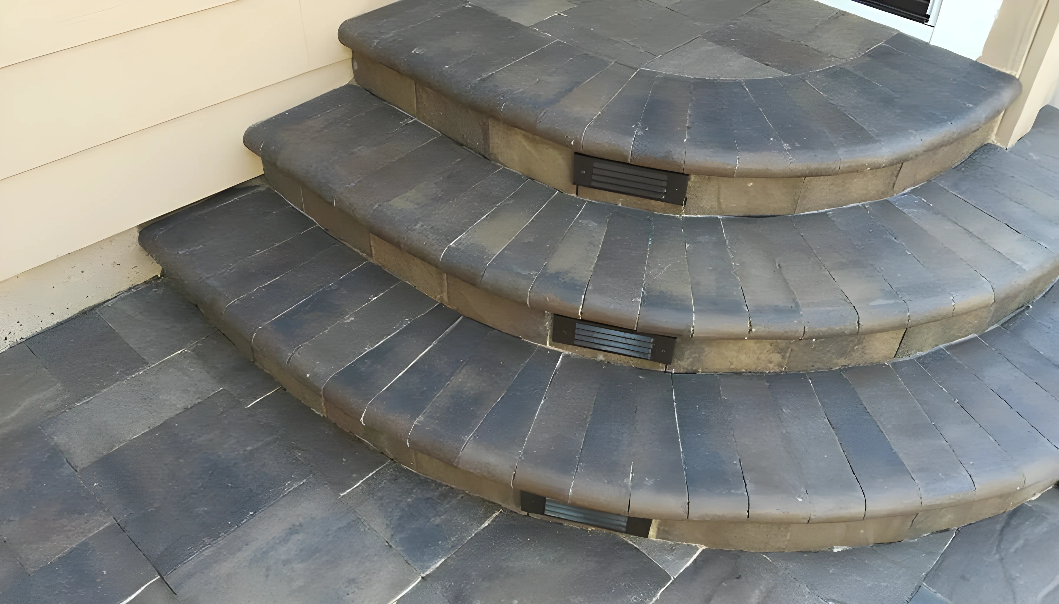 Curved paver steps