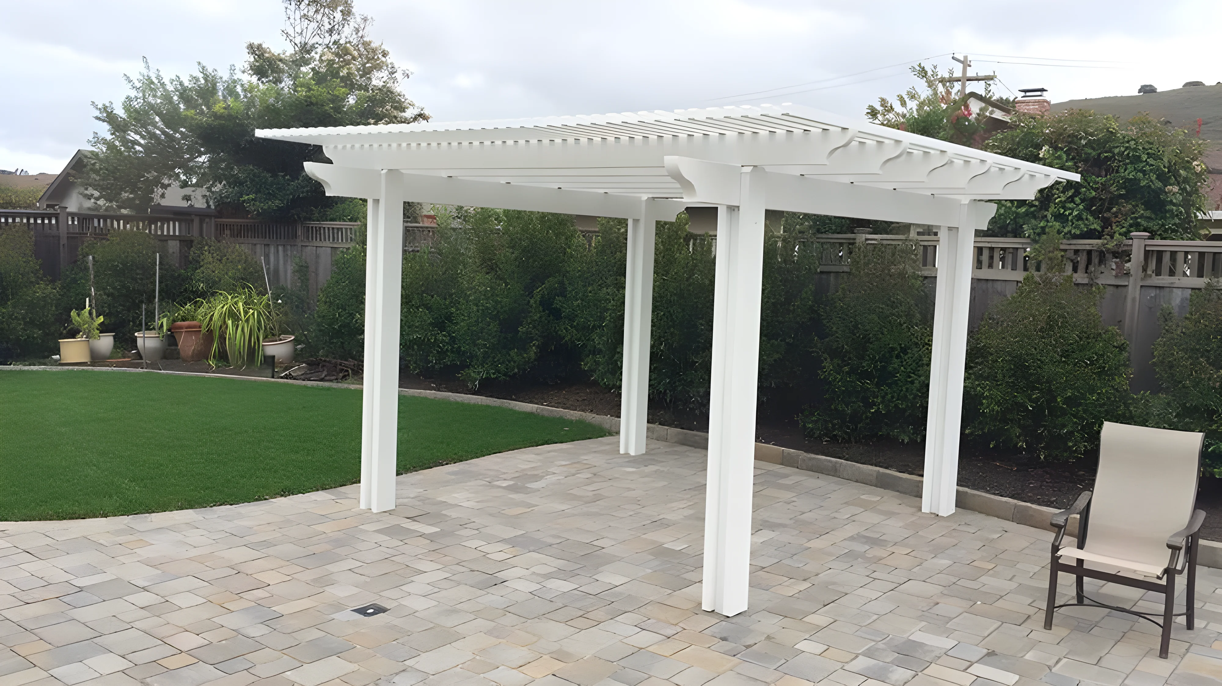 Outdoor living arbor